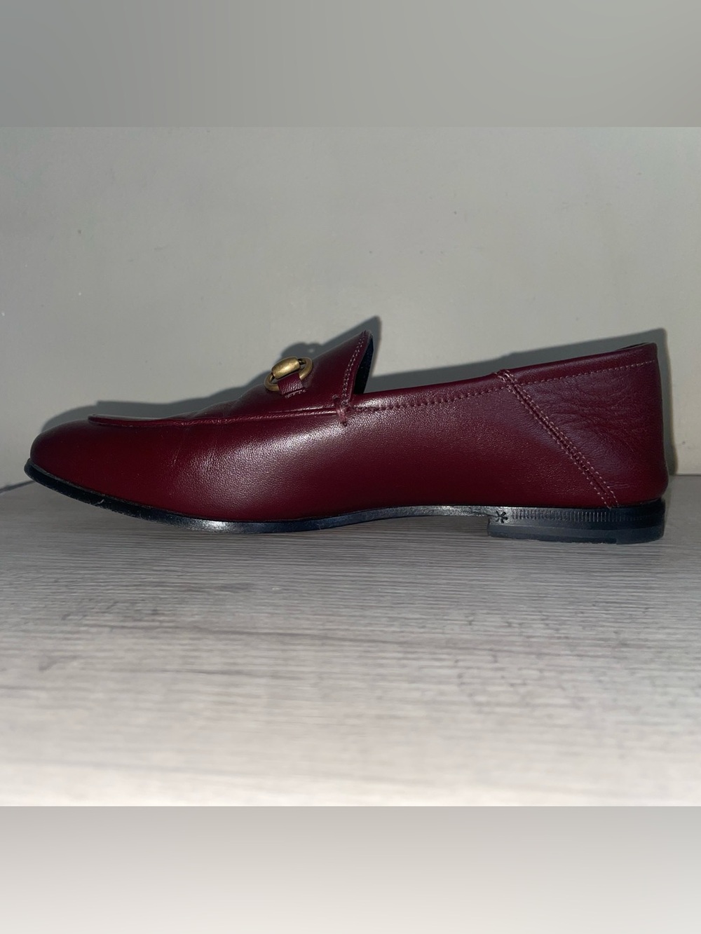 Authentic Gucci Womens Leather Horsebit Loafers in Vintage Bordeaux. Pre-Owned - Picture 10 of 13